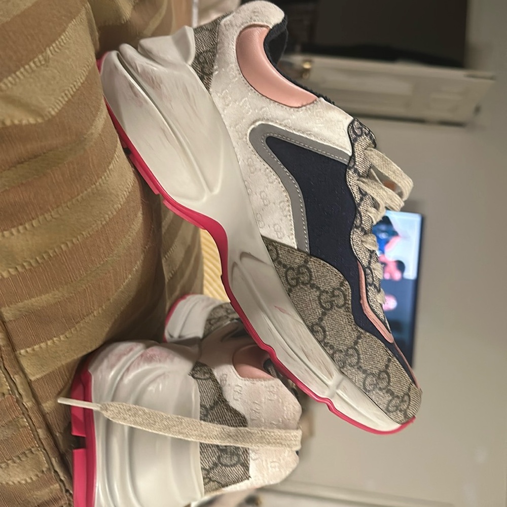 Gucci Woman’s GG Rhyton Sneakers size 38